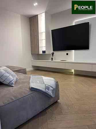 Розкішний вид та преміальний комфорт у ЖК "Новопечерська Вежа" Київ