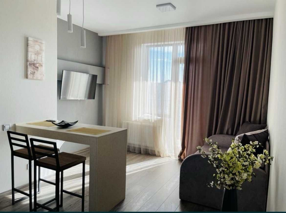 Срочно! Студия с ремонтом в Акрополе на 5 Фонтана / Черняховского Одесса - изображение 1