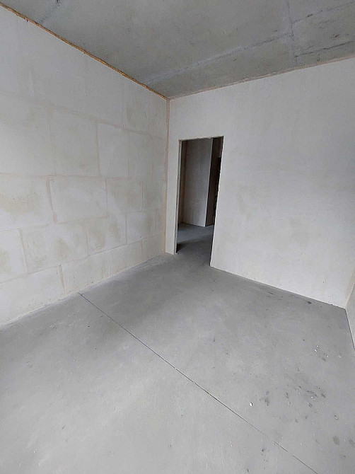 Простора Євро 2кк 44м2 жк Центральний 2 Ирпень - изображение 4