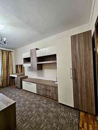 Продається трьохкімнатна квартира по вул. В. Чорновола Івано-Франківськ