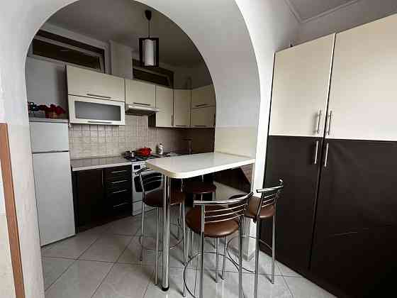 Простора однокімнатна квартира перероблена в 2-к Івано-Франківськ