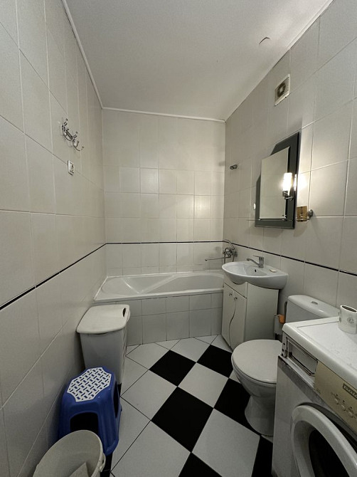 Простора однокімнатна квартира перероблена в 2-к Ивано-Франковск - изображение 6