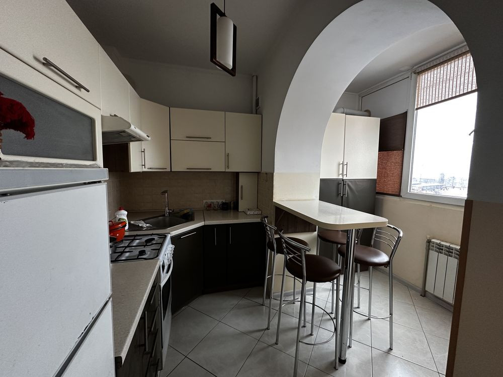 Простора однокімнатна квартира перероблена в 2-к Ивано-Франковск - изображение 2