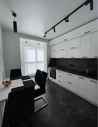 Оренда 2х кімнатної квартири з хорошим сучасним ремонтом в новобудові Хмельницький