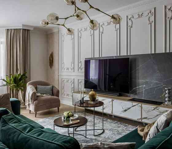 Перша сдача! вул. Дмитрівська трьох кімнатна  квартира студія Київ