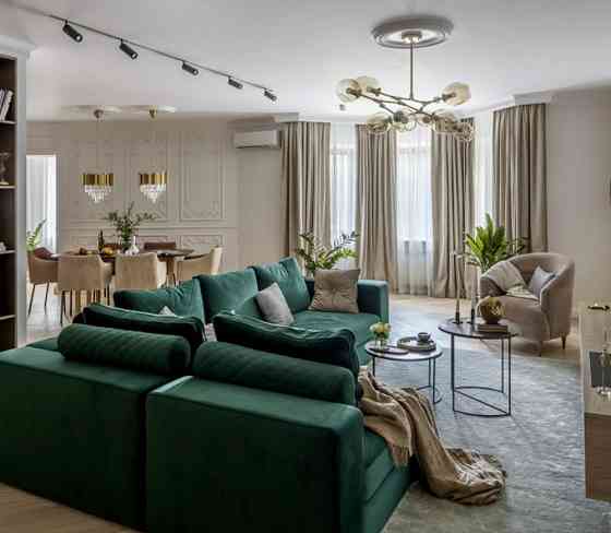 Перша сдача! вул. Дмитрівська трьох кімнатна  квартира студія Київ