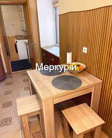 Продам 2 кім Шпитальна , Центр,Оперний театр Львов