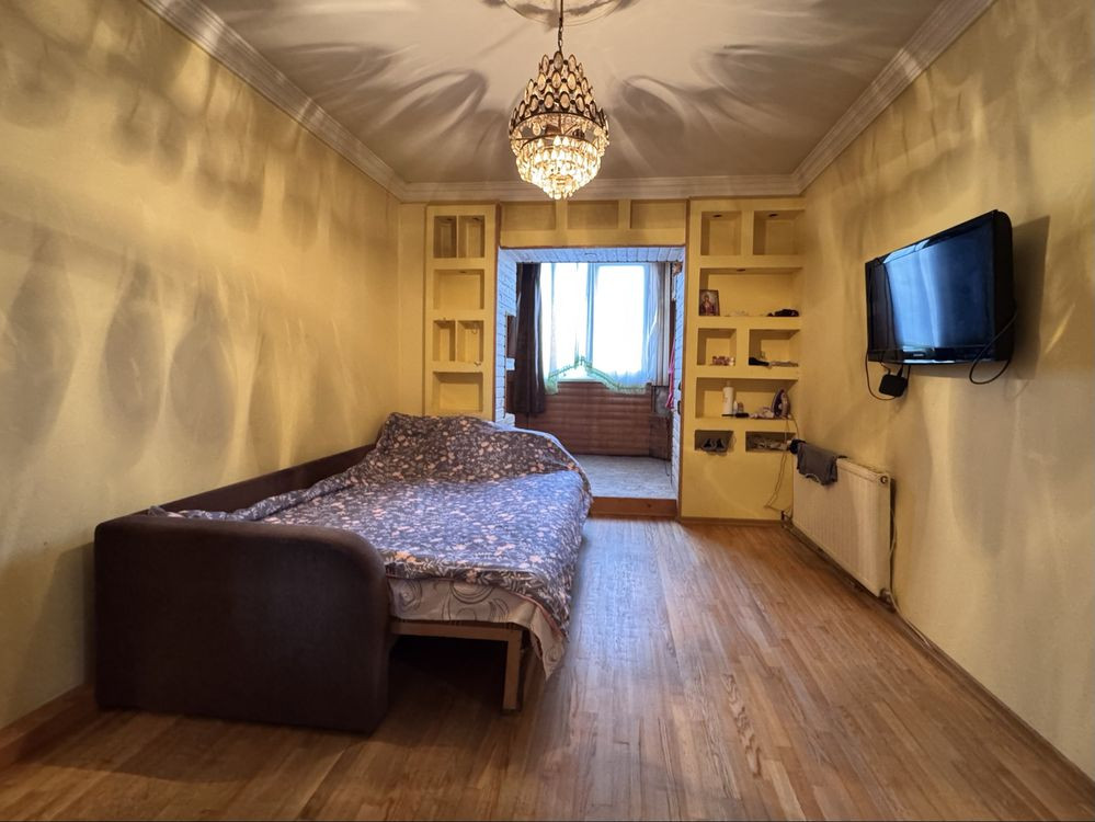 Трикімнатна квартира, м-н Каскад Ивано-Франковск - изображение 1