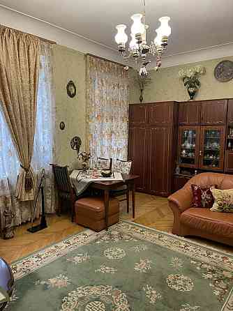 Продаж двокімнатної квартири в Печерському р-ні, вул Інститутська 24/7 Киев