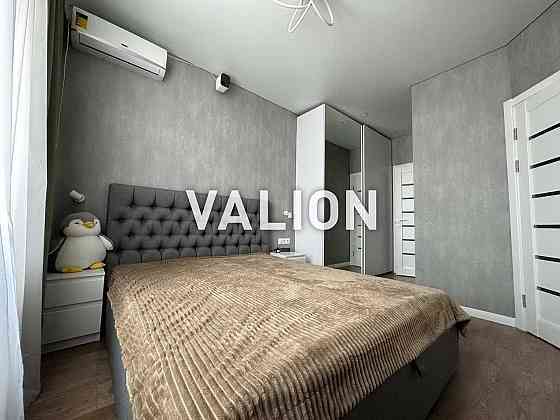 Двохкімнатна в ЖК ParkLand_ПаркЛенд, Юнацька, метро Васильківська Киев