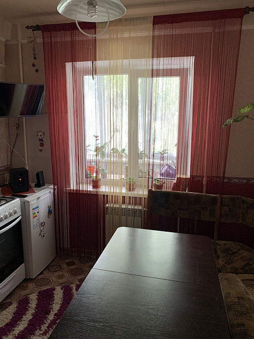 Продам 1 - но кімн , квартиру  біля парку в центрі міста Бровари - зображення 1