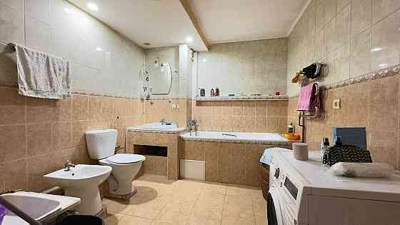 Продається трикімнатна квартира в районі Каскаду Івано-Франківськ