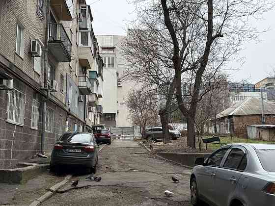 Продам 2-х кімнатну квартиру .Цент,Парк Шевченко,Цунамі,Нагорний базар Дніпро