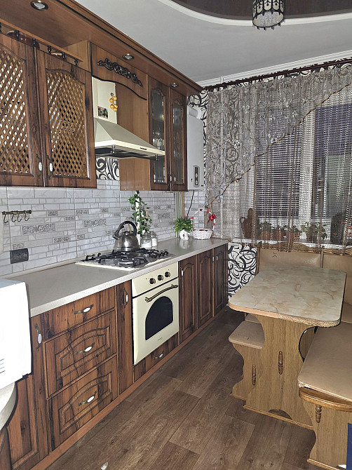 Трикімнатна квартира ( ближнє Жадова) Кропивницкий - изображение 2