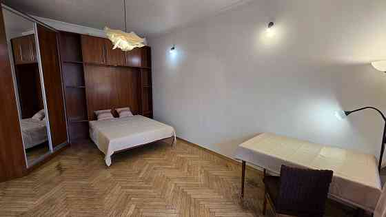 Печерськ. Бтанічний сад. Бастіонна. Київ