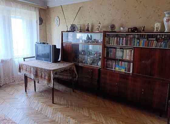 Продаж 2 кім Нивки / Корчака / Баумана Киев