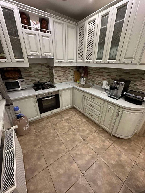 Комфортна, укомплектована 2-х кімнатна квартира серед сосен, ЖК Ягода Гостомель - зображення 1