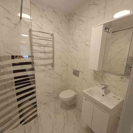 Двокімнатна квартира  ( поруч з ЦП та районом Паспортного столу) Ірпінь