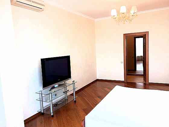 Вид на Лавру!! Оренда однокімнатної квартири на Печерську Київ