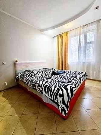 Здам 3х кімнатну, ГЕРОЇВ МАЙДАНУ (ГАРДЕРОБ), ГАЗОВИЙ котел! вільна! Чернівці