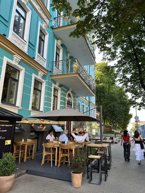 1 этаж 3 -х комнатная Пейзажная алея центр Киев - изображение 3