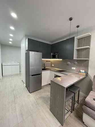 Драгоманова 2-А, метро Позняки Харківська, 2-к, Киев