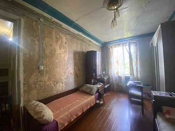 Проспект Шевченко. Сталинка. 2-х комнатная. Начат ремонт. Одесса