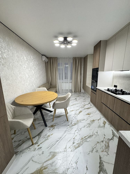 Кухня-вітальня та дві окремі спальні Хмельницький - зображення 2