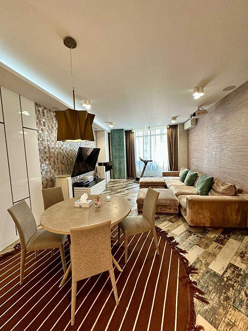 ЖК Панорама 120 м2. Комфорт Сити Небо Loft Новодворянский IQ House Дніпро - зображення 1