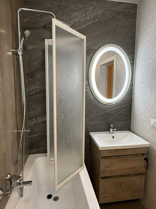 Двокімнатна квартира з автономним живленням, все залишається! Ирпень - изображение 8