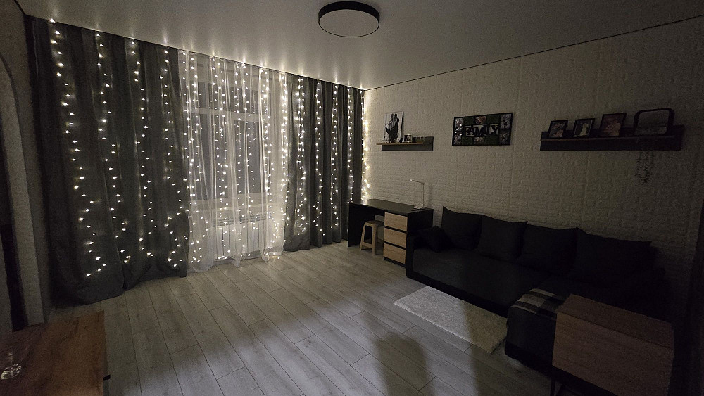 Продам свою 2х кімнатну квартиру, центр Карнаухівка(Дніпропетровська обл.) - зображення 1