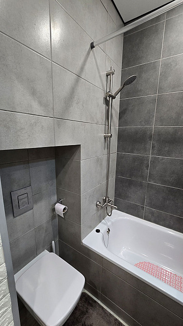 Продам свою 2х кімнатну квартиру, центр Карнаухівка(Дніпропетровська обл.) - зображення 4