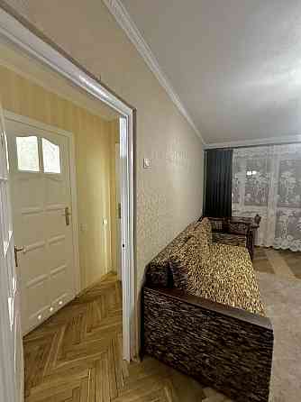 оренда 3 кімнатна квартира вул. Чупринки 84 ( Піскові озера, Leoland) Львов