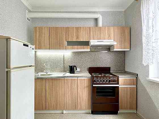 ID 543. Василя Стуса, 5, м Житомирська Академмістечко, завжди є світло Киев