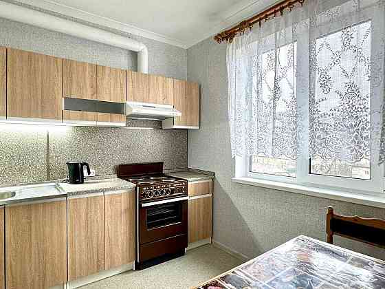 ID 543. Василя Стуса, 5, м Житомирська Академмістечко, завжди є світло Киев