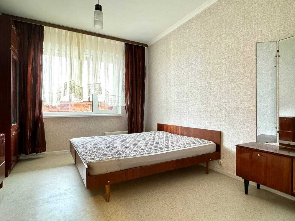 ID 543. Василя Стуса, 5, м Житомирська Академмістечко, завжди є світло Киев - изображение 4