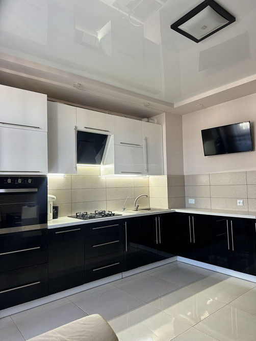 Оренда 2х кімнатної квартири у Львові Роксоляни Львов - изображение 1