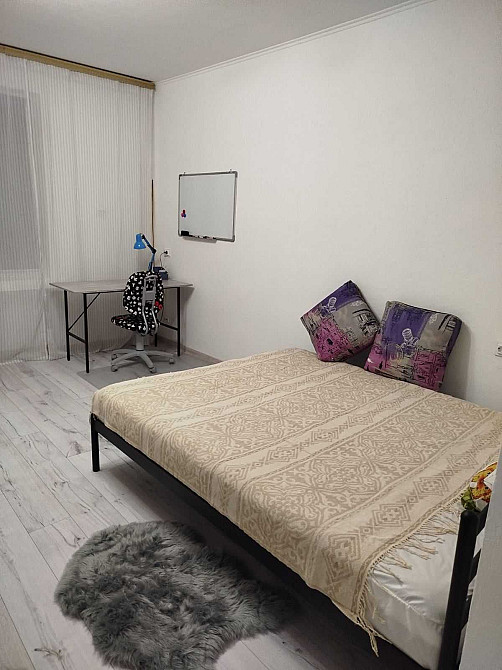 відмінна квартира біля метро Дарниця Київ - зображення 2