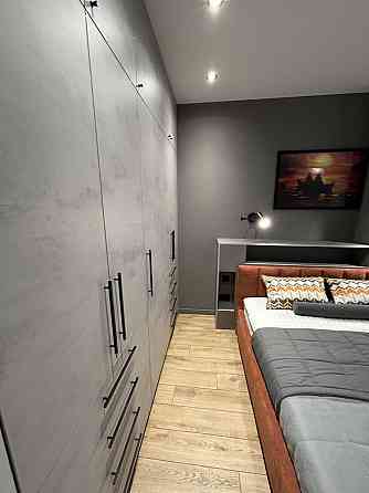 Дизайнерська квартира в центрі міста! Все залишається! Буча