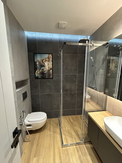 Дизайнерська квартира в центрі міста! Все залишається! Буча - зображення 8