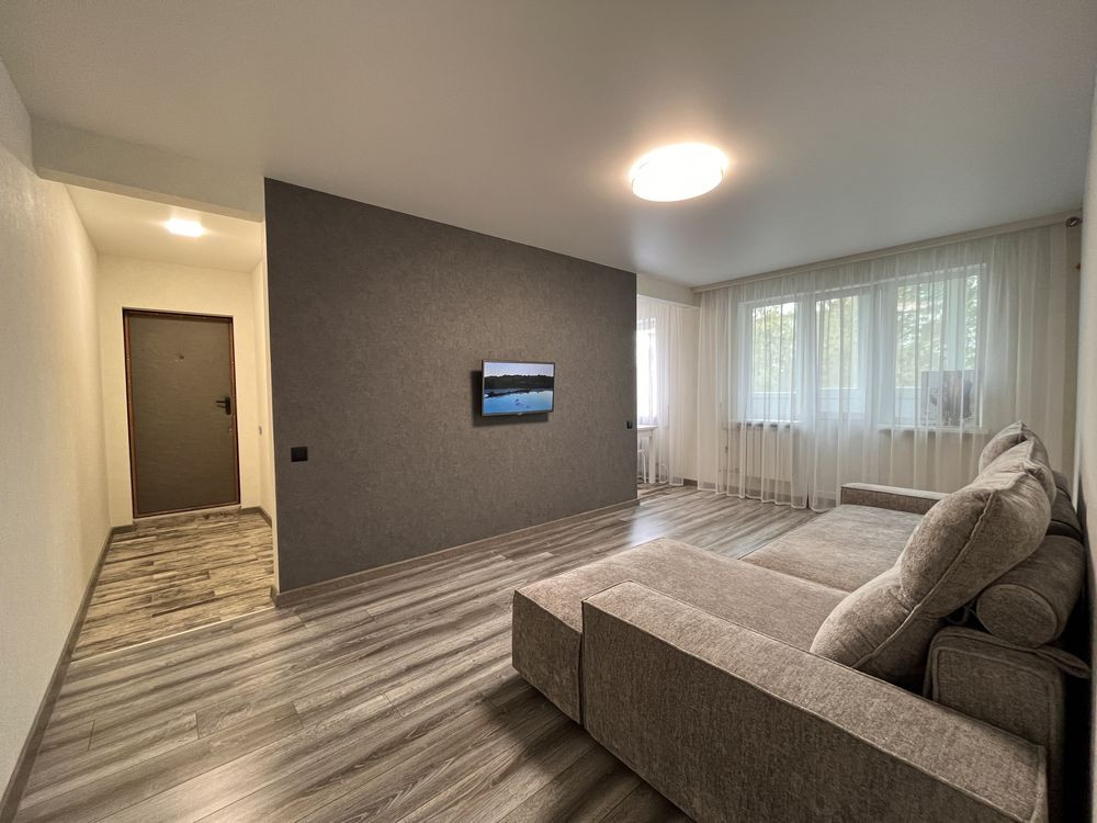 Продаж 3-кімнатної зі свіжим капітальним ремонтом, Центр Кременчуг - изображение 2