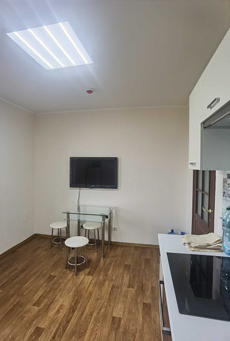 Видовая 2х комнатная квартира в ЖК "Патриотика" по ул Чавдар 34. Киев - изображение 7