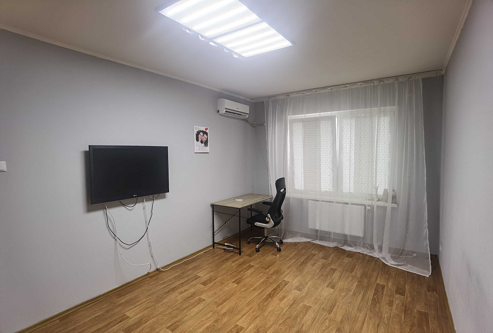 Видовая 2х комнатная квартира в ЖК "Патриотика" по ул Чавдар 34. Киев - изображение 2