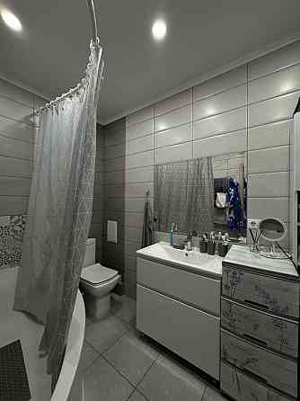 Двокімнатна квартира з ремонтом! Вид на ліс! Мінімальне оформлення! Буча