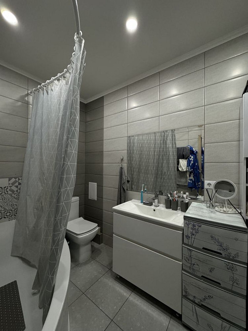 Двокімнатна квартира з ремонтом! Вид на ліс! Мінімальне оформлення! Буча - зображення 6