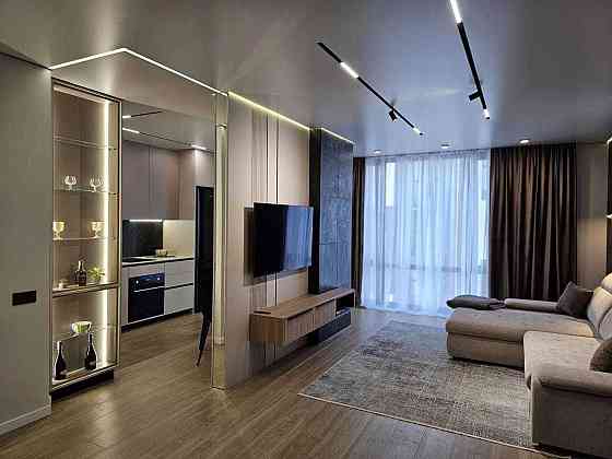 Дуже стильна 2-кімнатна квартира біля озера Івано-Франківськ