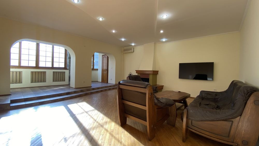 Продається 4-кім квартира вул Бандери, з ремонтом готова для прживання Ивано-Франковск - изображение 1