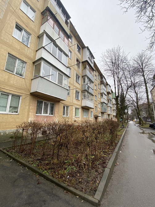 Продаж 2-к кв пр-т Космонавтів Вінниця - зображення 1