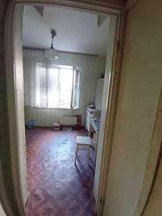 Продаж 75% трьох кімнатної на Драйзера Киев