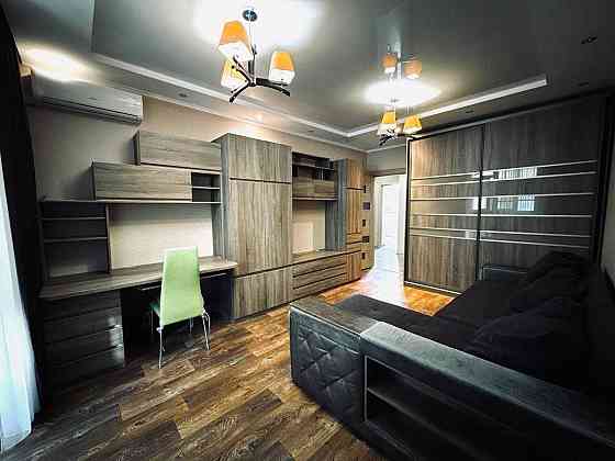 MS S4 Сдам 2 комнатную квартиру  Рогань  ул. Александра Зубарева 34 Харків